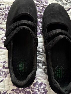Propet Black Women’s 11 Slip-Resistant Rubber Outsole Shoes